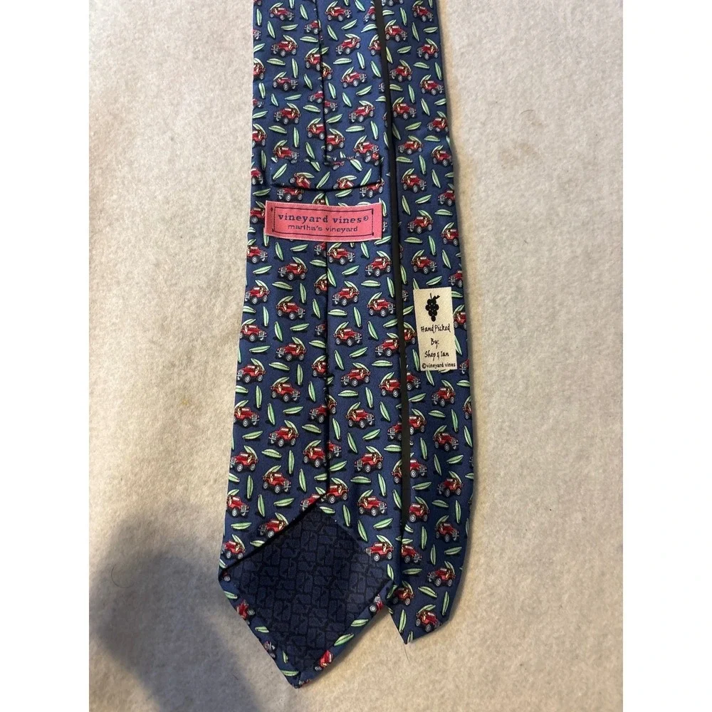 Vineyard Vines Necktie Mens OS Navy Excellent Red Jeep Surfboard Silk Tie 47
